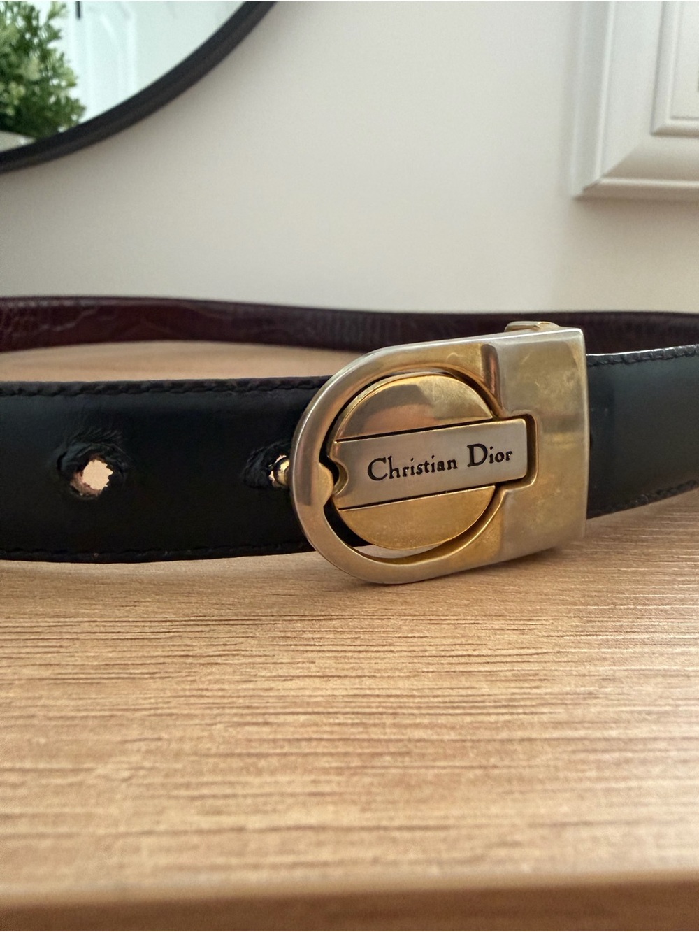 Dior women’s Black Leather Belt with Gold Christian Dior Buckle reversible - Picture 4 of 9